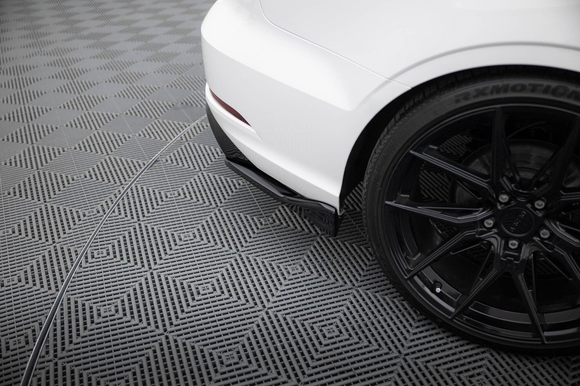 Audi A3 8V Facelift Limousine Heck Ansatz Flaps V.2 Maxton Design 