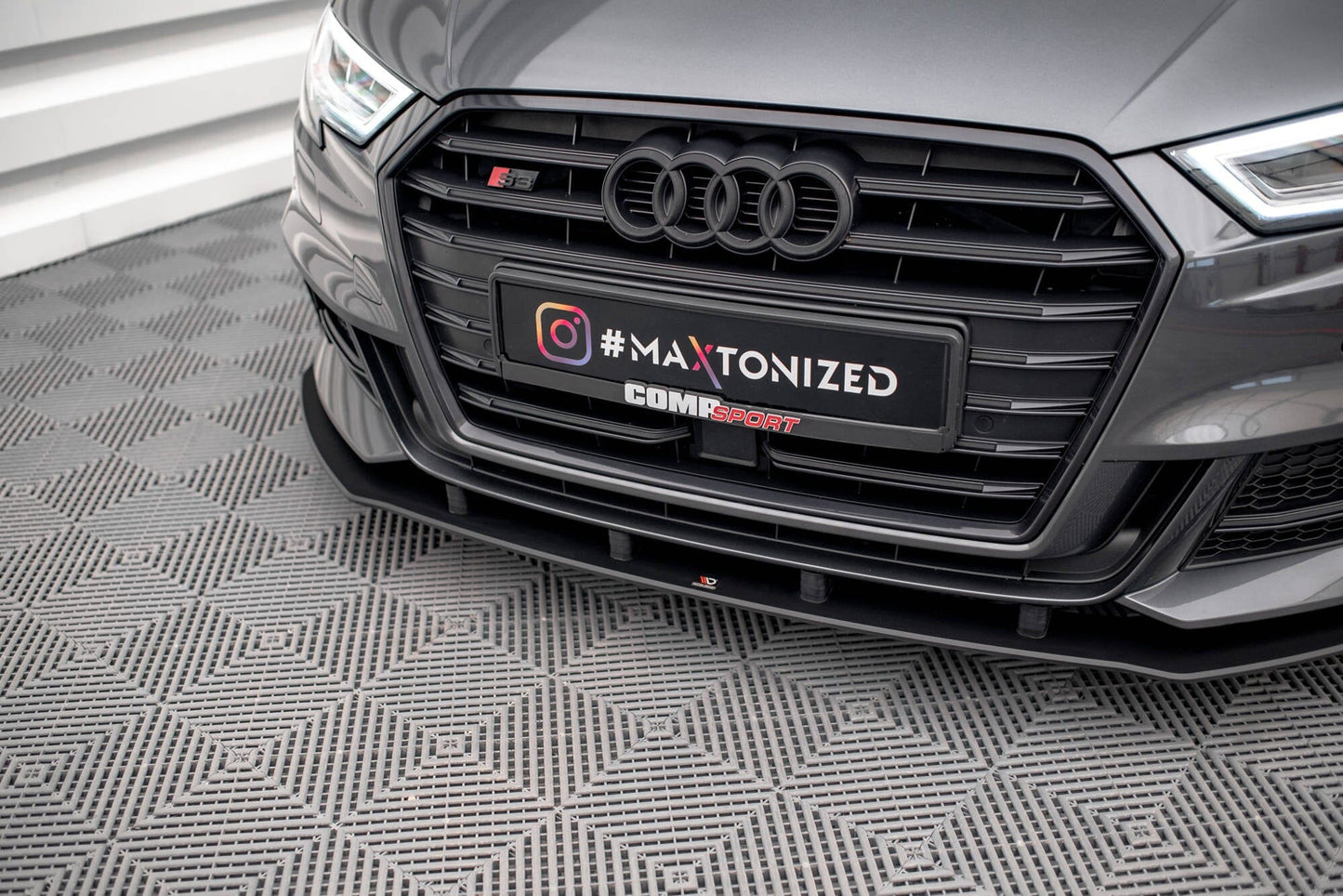 Audi A3 8V S-Line Sportback Street Pro Splitter Maxton Design 