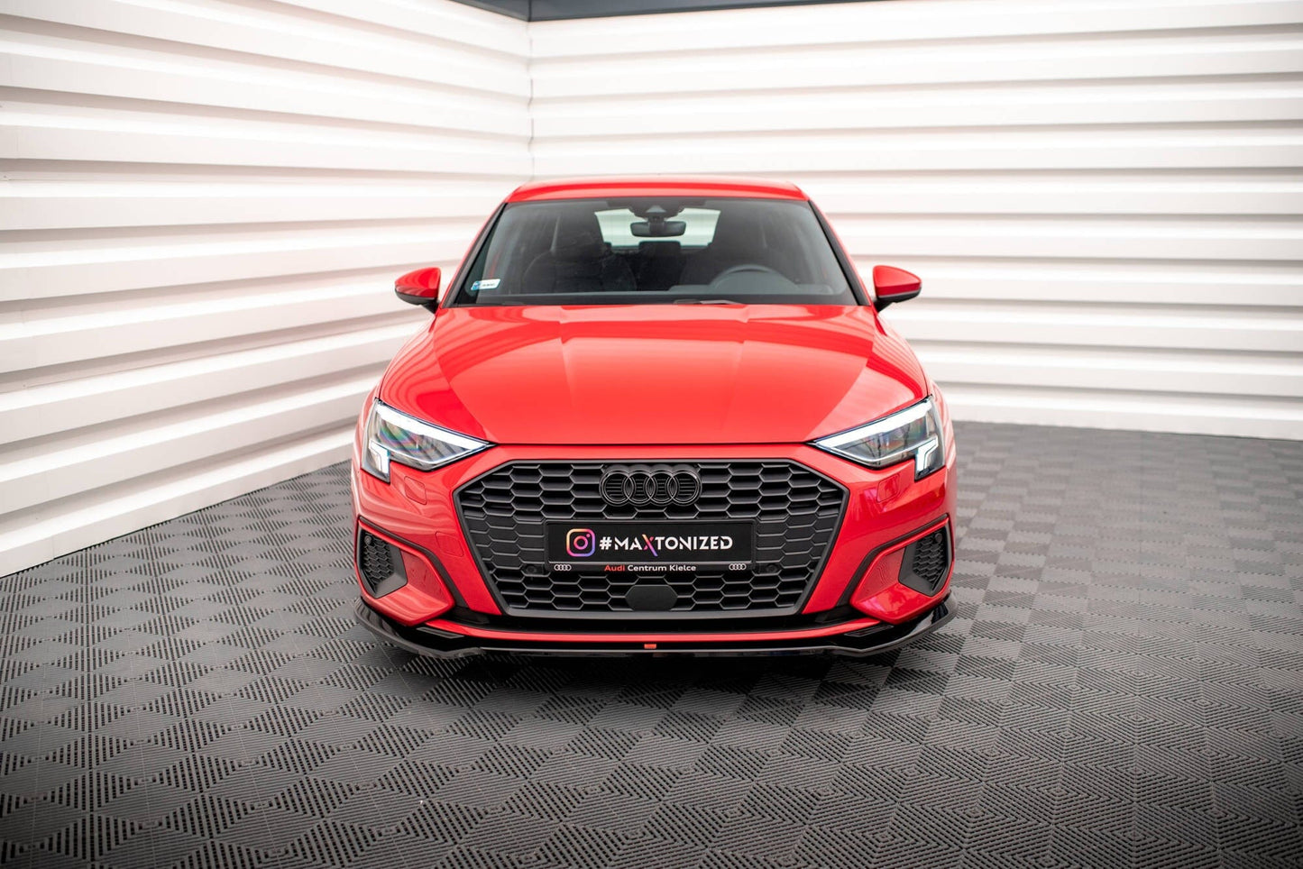 Audi A3 8Y Limousine Voracelift Frontspoiler - Frontlippe V.2 Maxton Design 