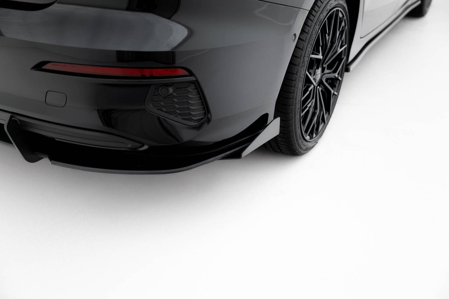 Audi A3 8Y Vorfacelift Limousine Heck Ansatz Flaps Maxton Design 