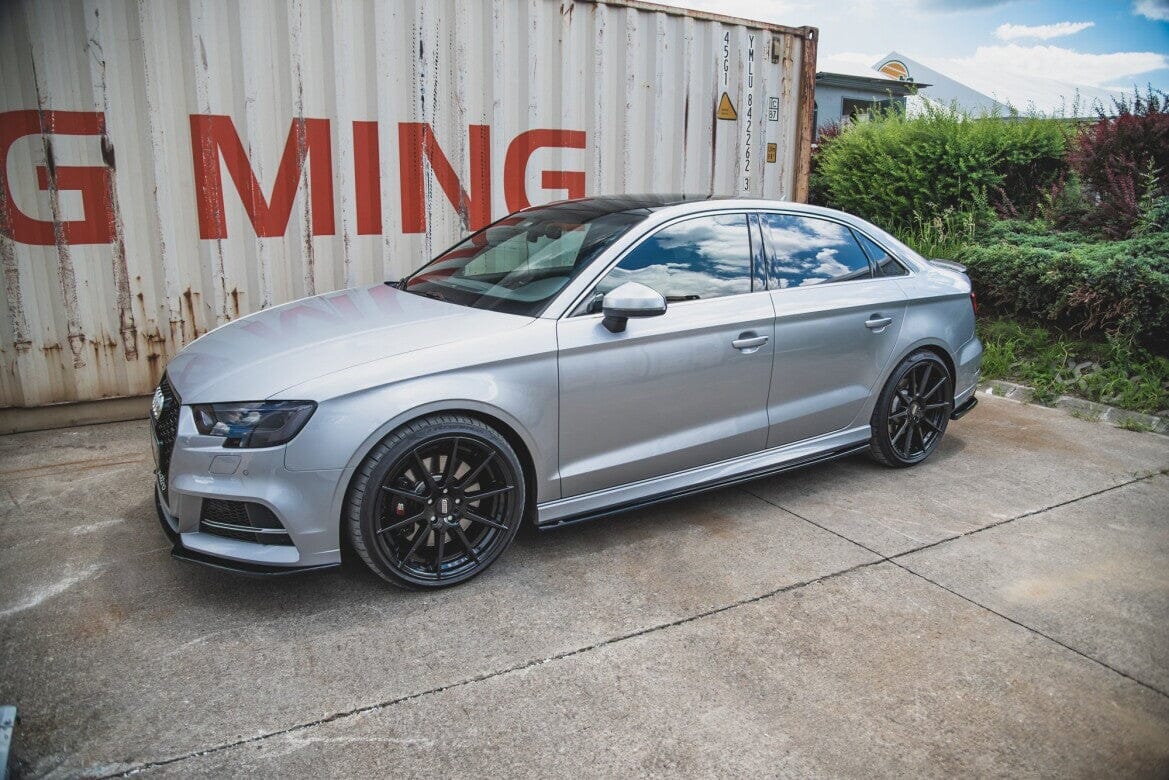 Audi A3 S-Line 8V Facelift Limousine Seitenschweller Maxton Design 