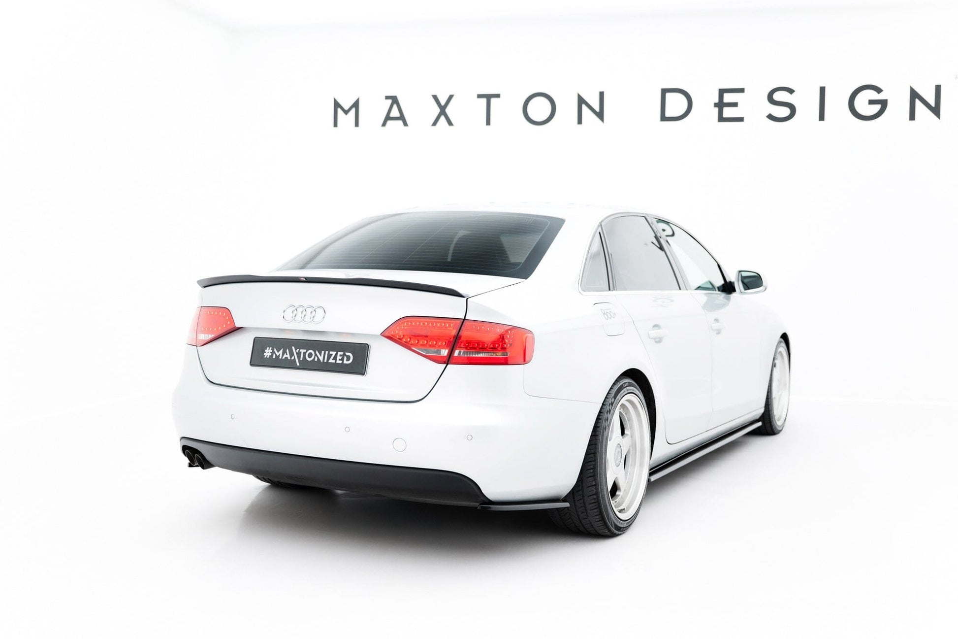 Audi A4 B8 Limousine Heck Flaps Maxton Design 