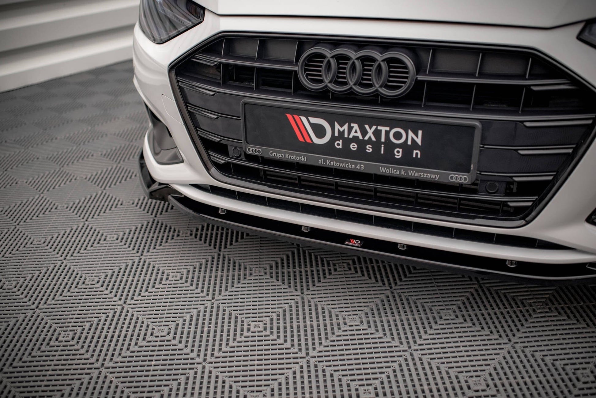 Audi A4 B9 Facelift Limousine Frontspoiler - Frontlippe V.1 Maxton Design 