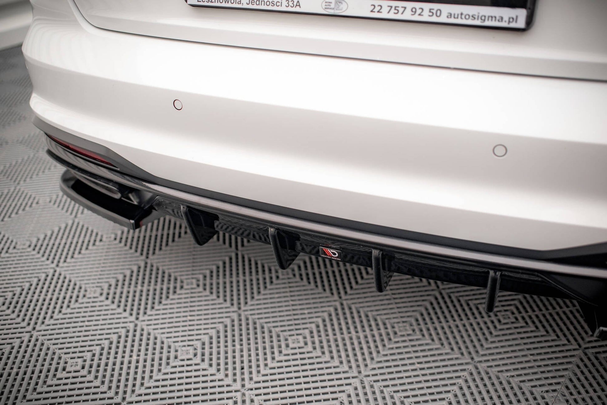 Audi A4 B9 Facelift Limousine Heckansatz Maxton Design 