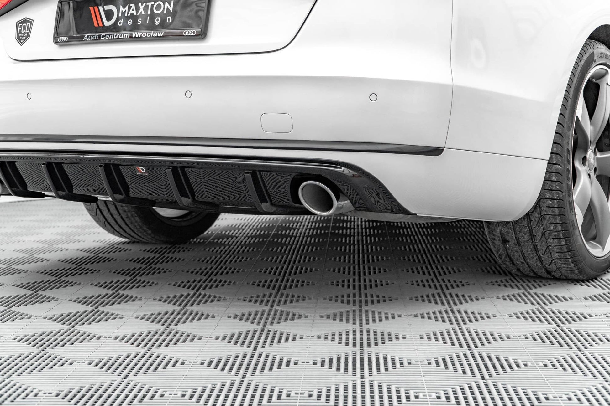 Audi A8 D4 Heck Diffusor Maxton Design 