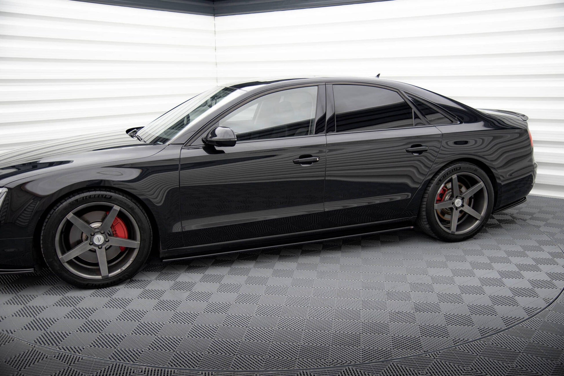 Audi A8 D4 Seitenschweller Maxton Design 