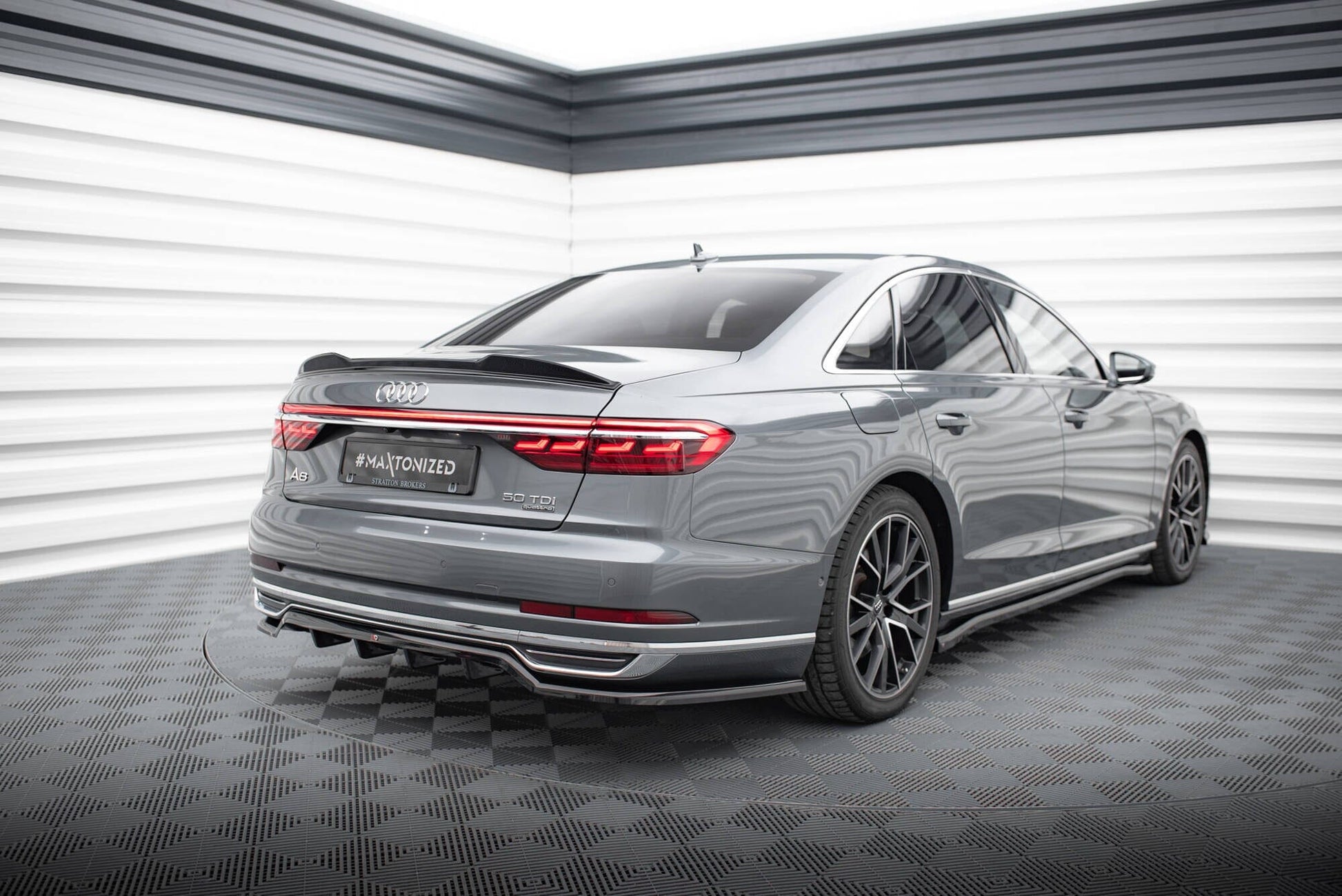 Audi A8 D5 Heck Ansatz Maxton Design 