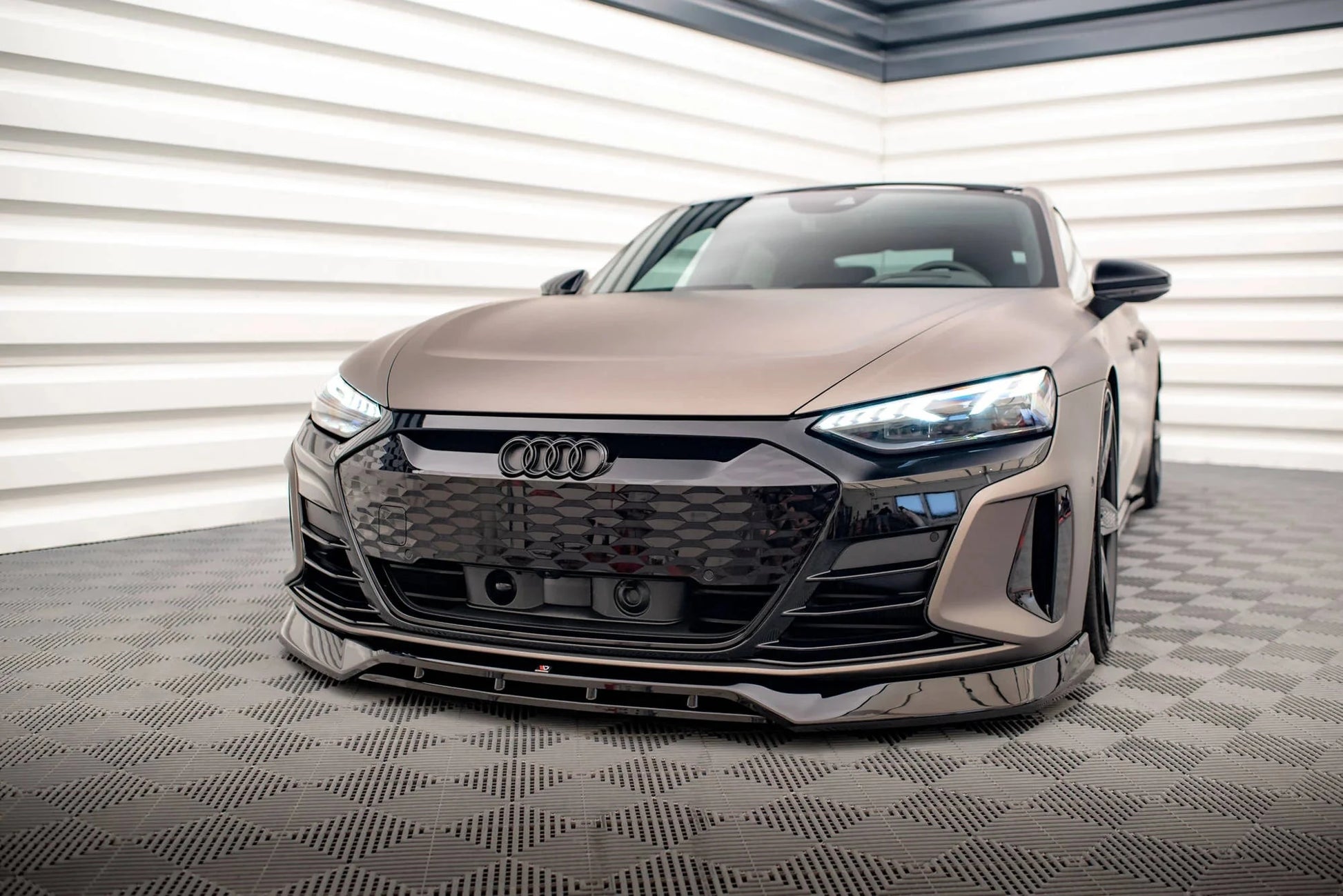 Audi E-Tron GT - Frontspoiler - Frontlippe V.3 Maxton Design 