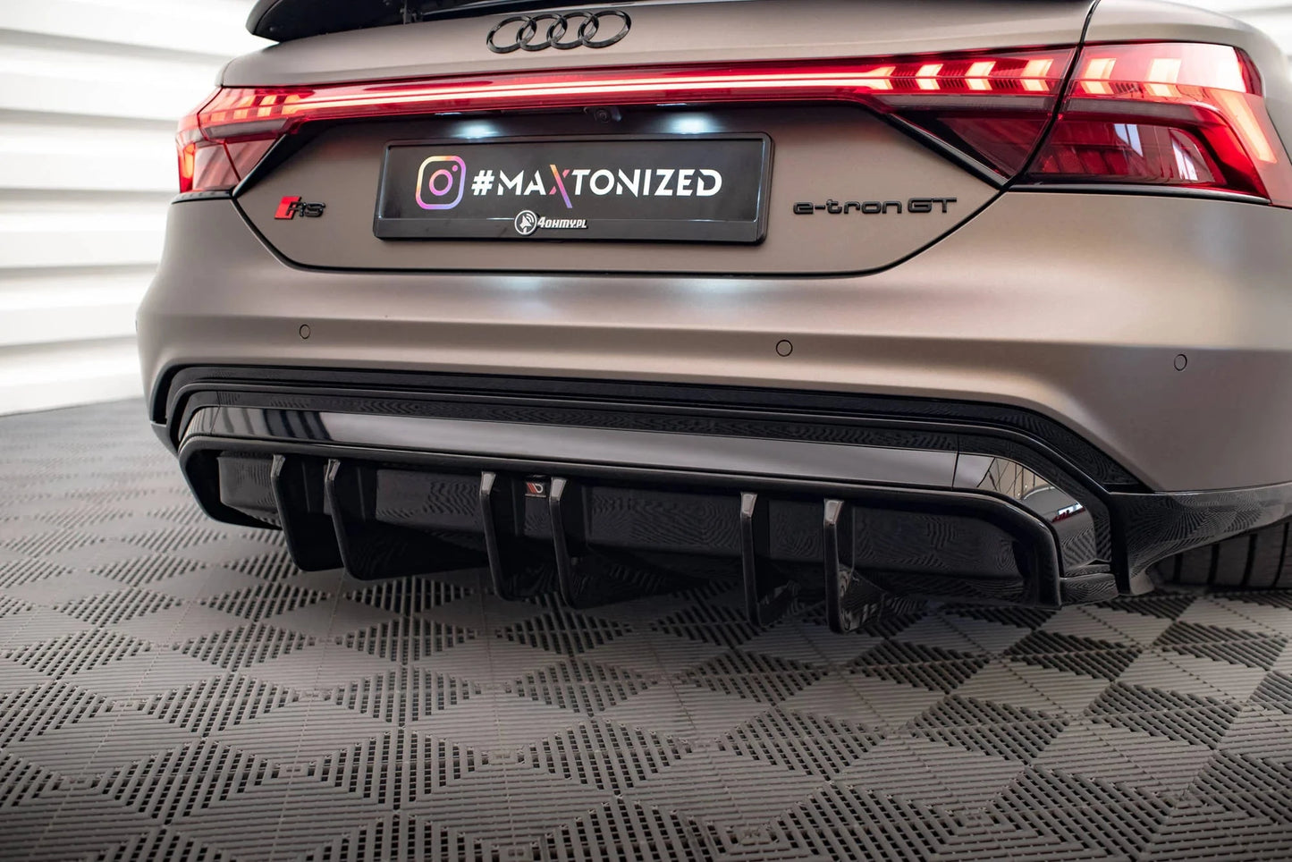 Audi E-Tron GT - Heck Ansatz Maxton Design 