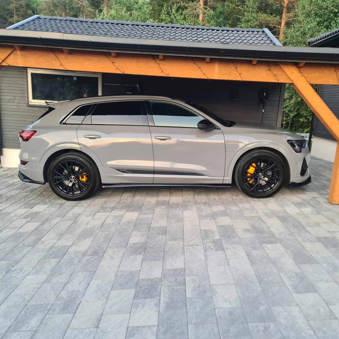 Audi E-Tron S-Line - Seitenschweller Maxton Design 