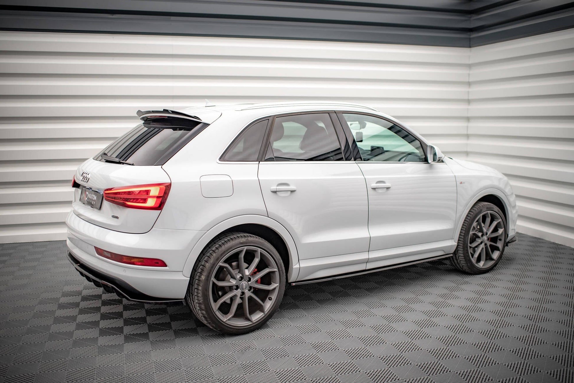 Audi Q3 8U Facelift - Seitenschweller Maxton Design 