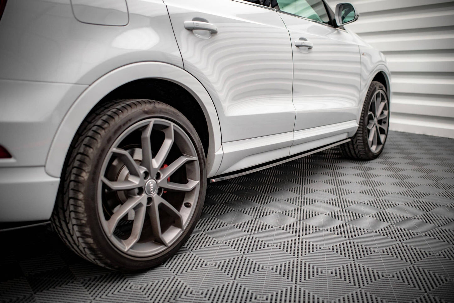 Audi Q3 8U Facelift - Seitenschweller Maxton Design 