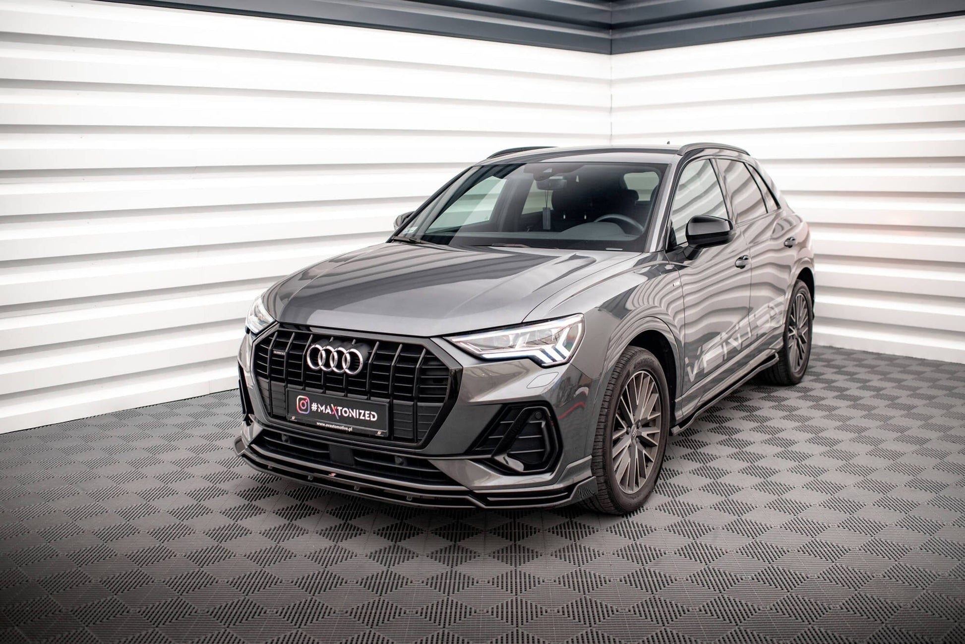 Audi Q3 F3 S-Line - Frontspoiler - Frontlippe V.4 Maxton Design 