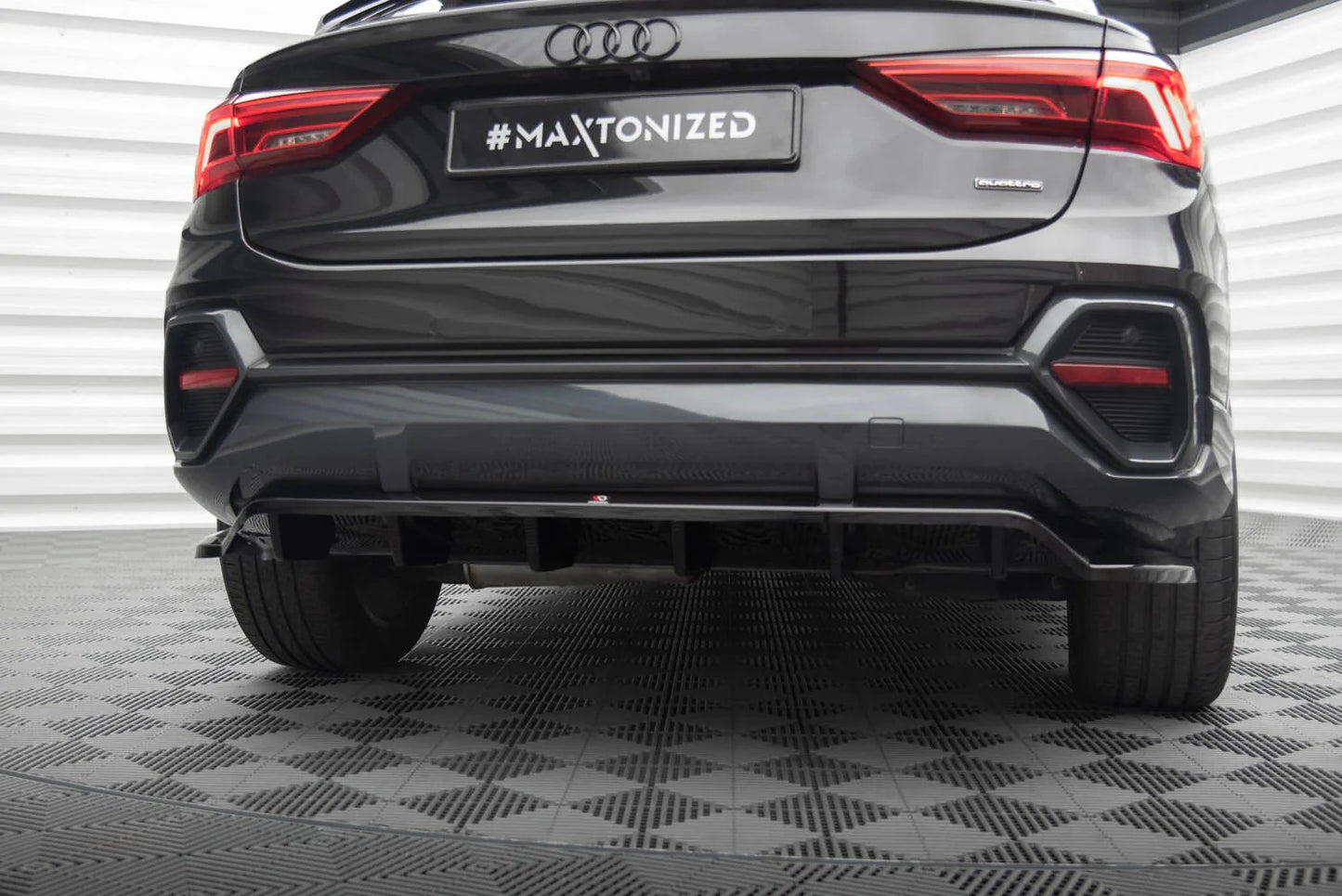 Audi Q3 F3 Sportback - Heck Ansatz Maxton Design 