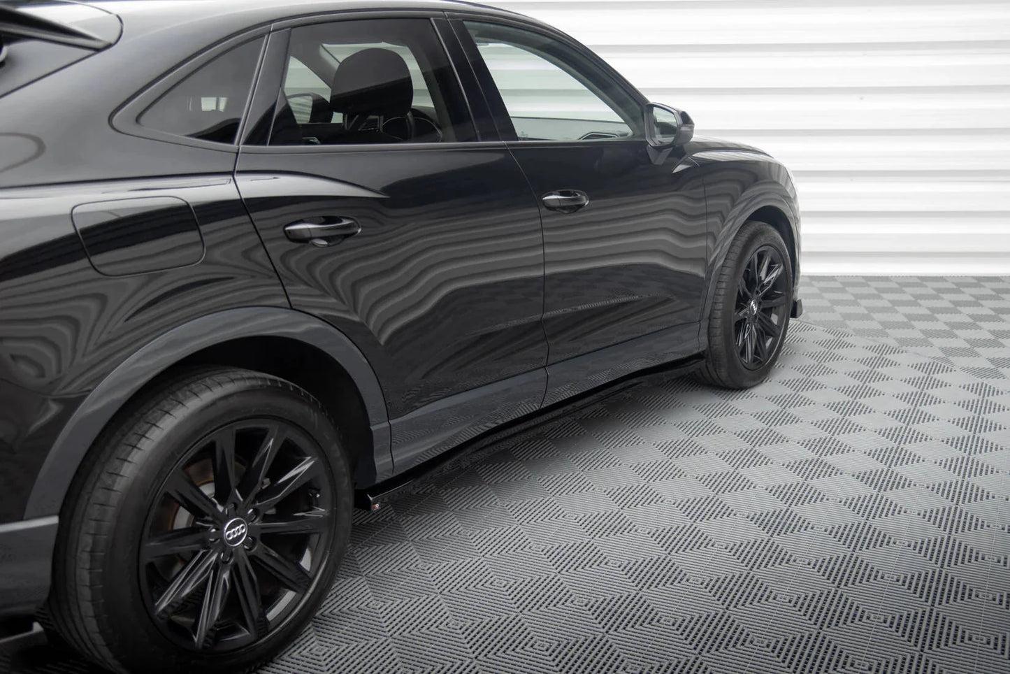 Audi Q3 Sportback F3 - Seitenschweller Maxton Design 