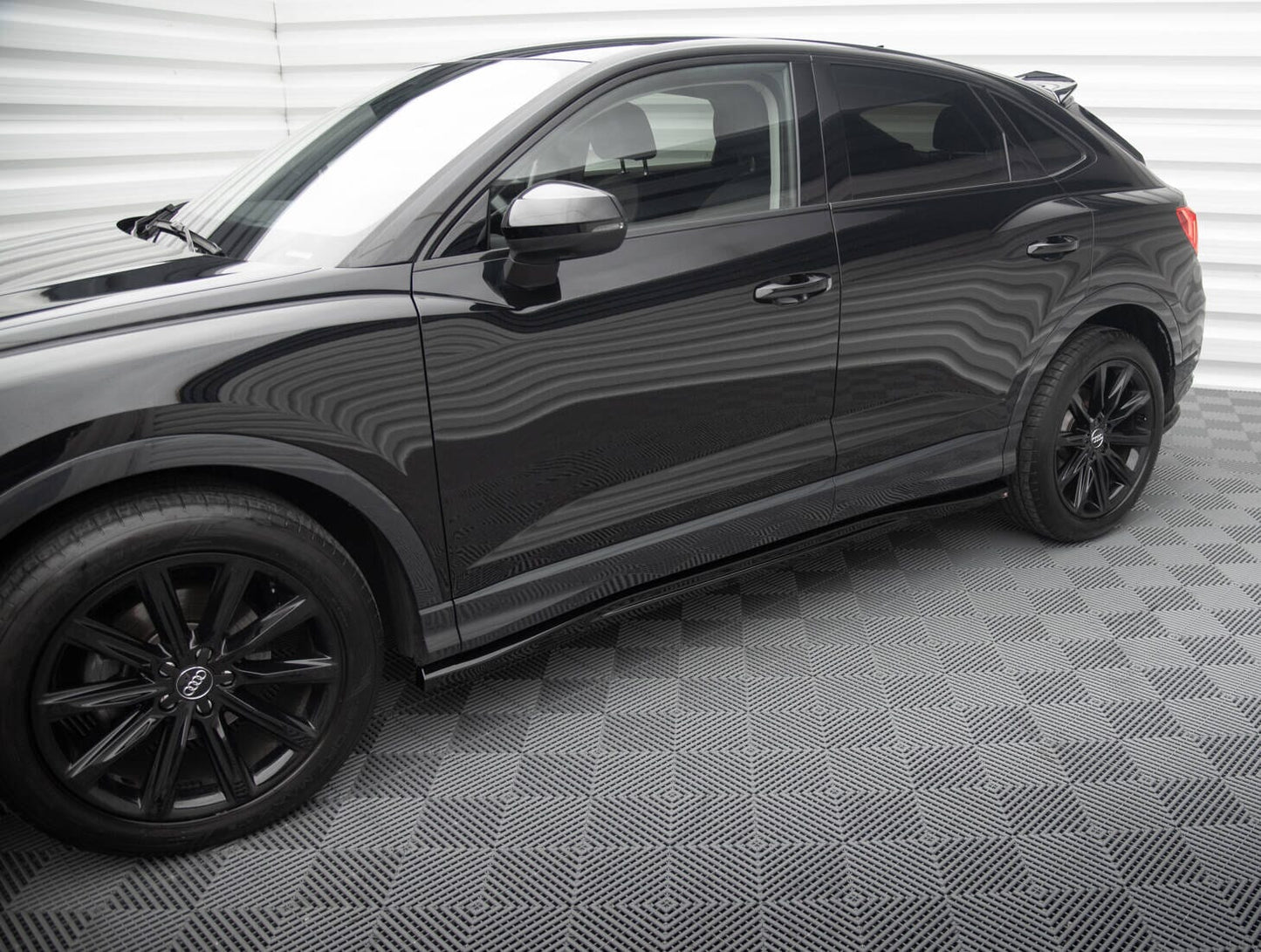 Audi Q3 Sportback F3 - Seitenschweller Maxton Design 