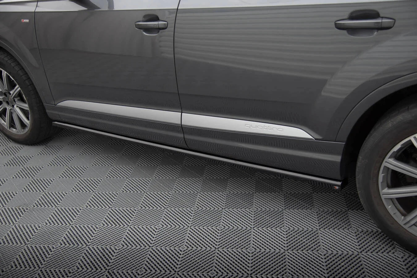 Audi Q7 4M - Seitenschweller Maxton Design 