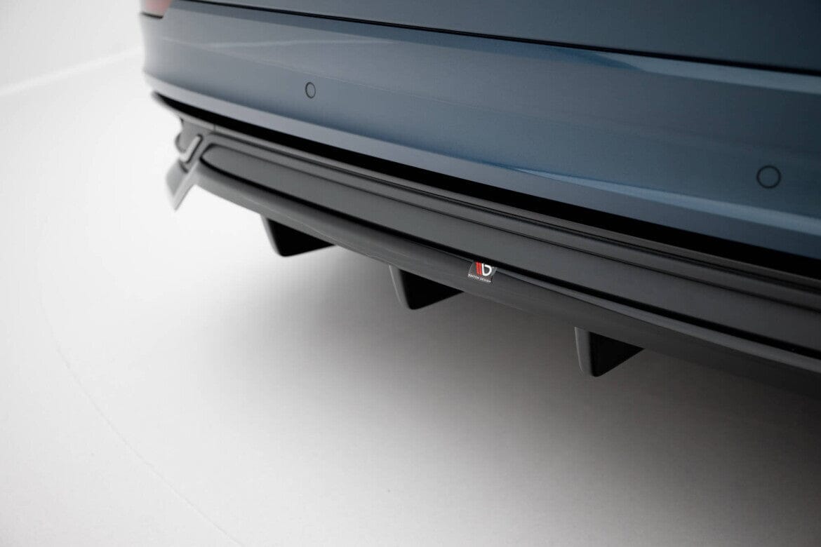 Audi Q8 4M - Heck Ansatz Maxton Design 
