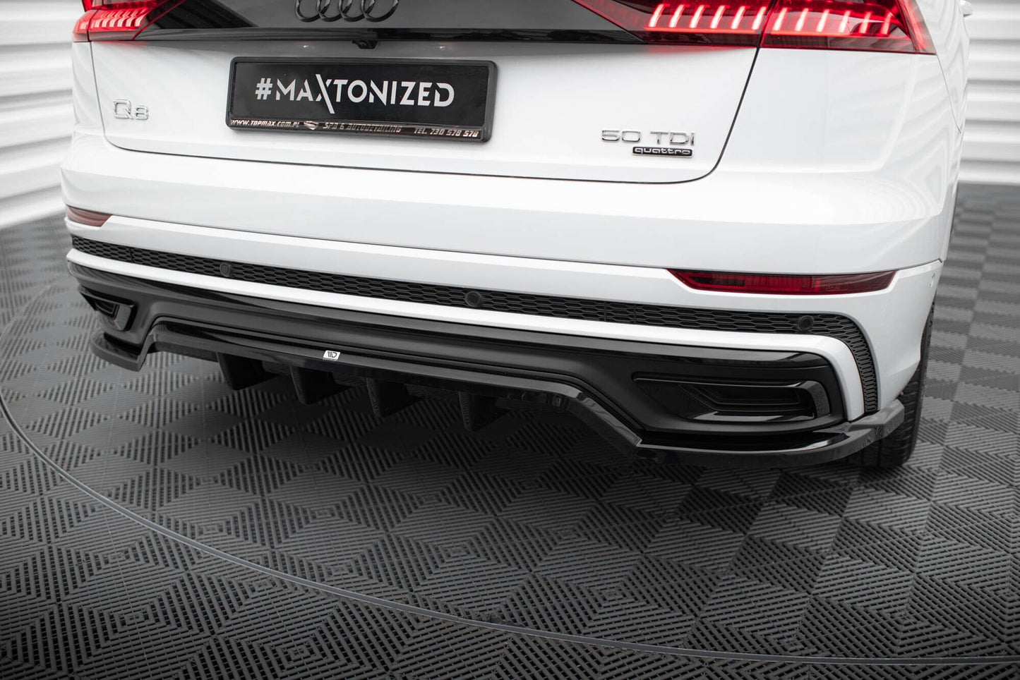 Audi Q8 4M S-Line - Heck Ansatz Maxton Design 