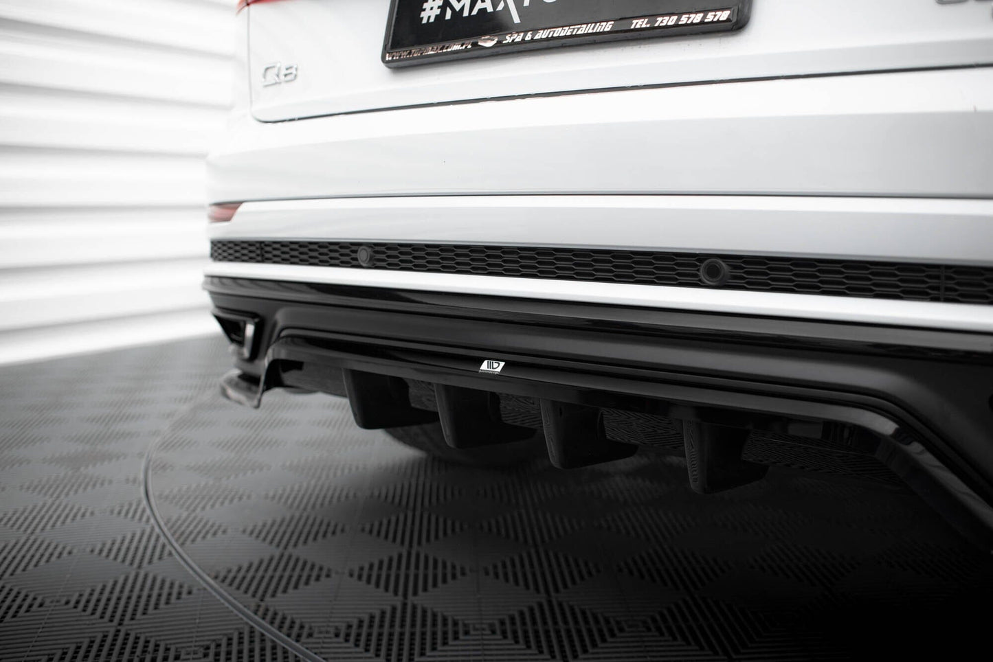 Audi Q8 4M S-Line - Heck Ansatz Maxton Design 