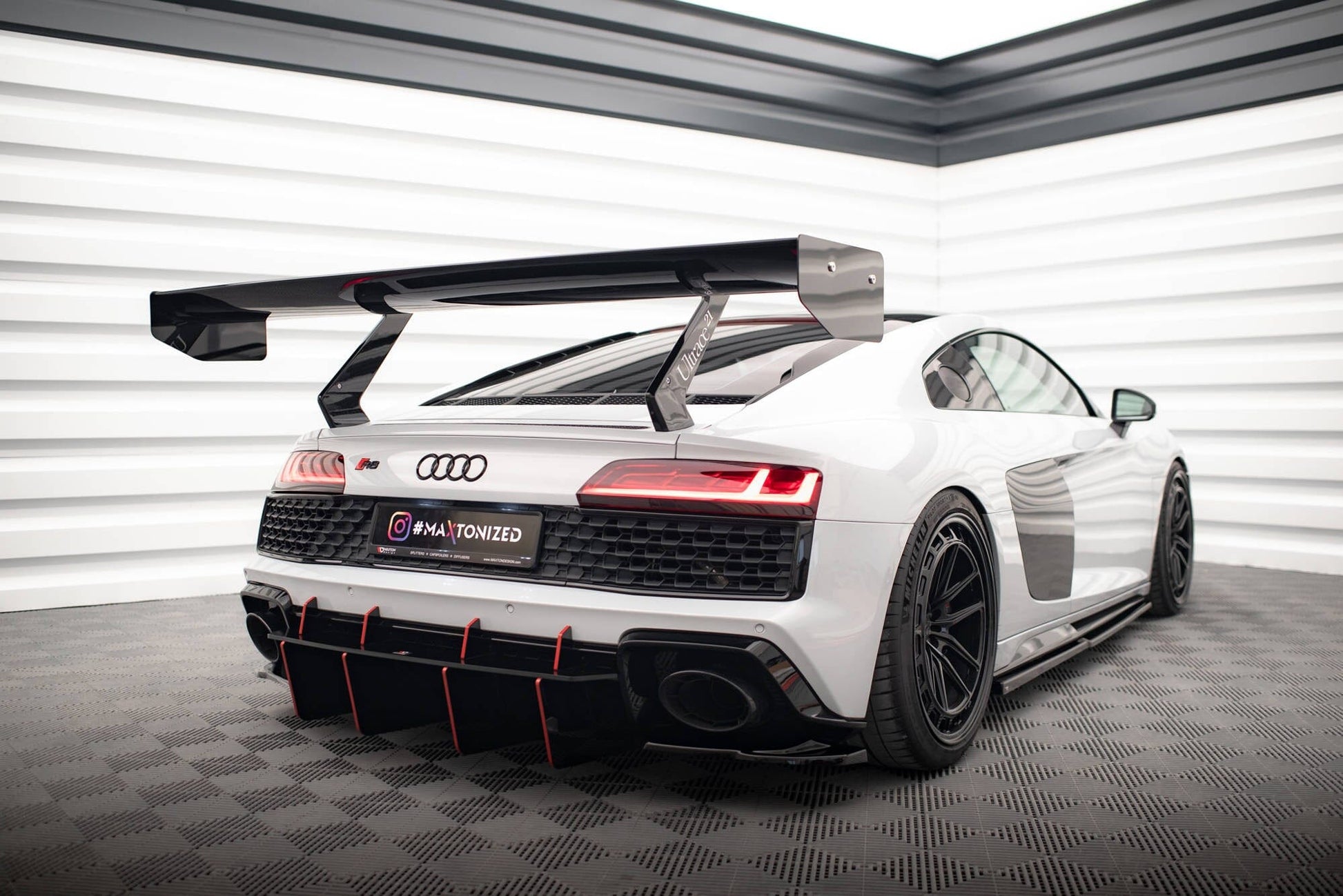 Audi R8 MK2 Facelift - Heck Flaps Maxton Design 