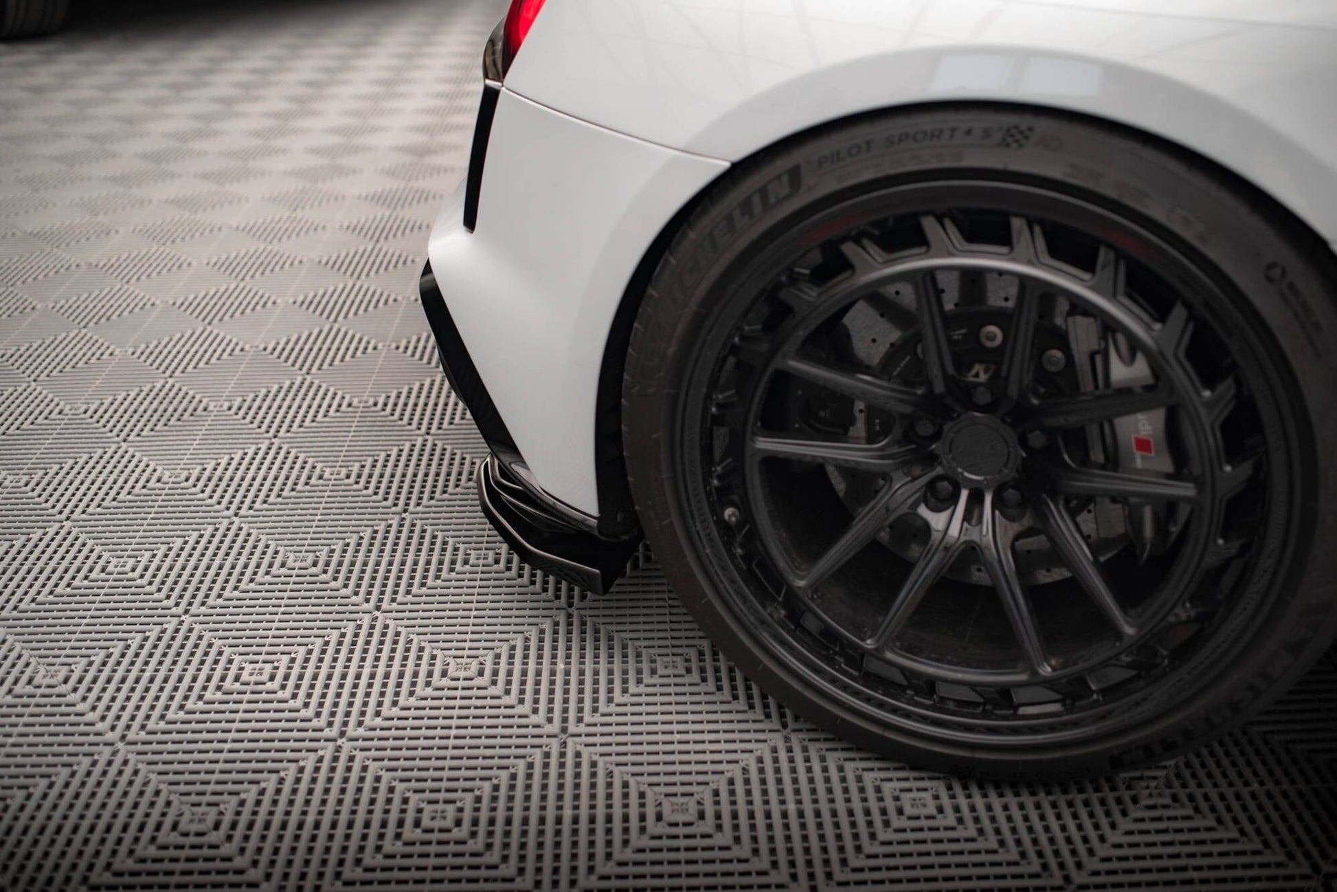 Audi R8 MK2 Facelift - Heck Flaps Maxton Design 