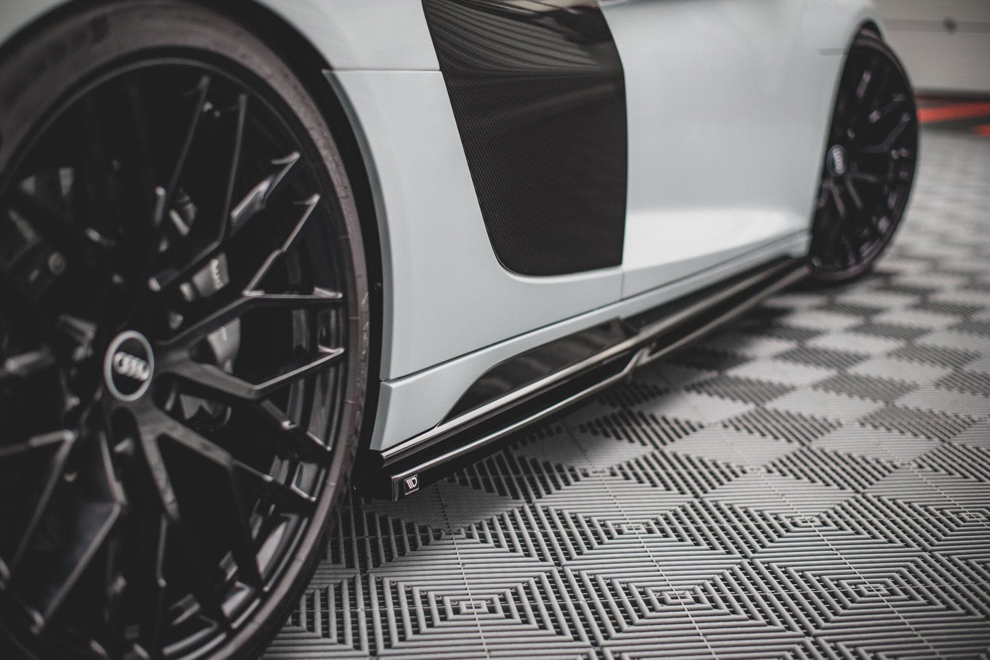 Audi R8 MK2 Facelift - Seitenschweller Maxton Design 