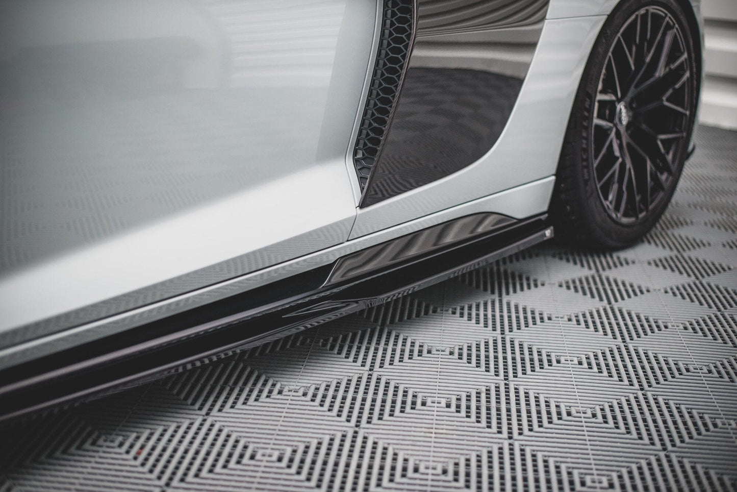 Audi R8 MK2 Facelift - Seitenschweller Maxton Design 