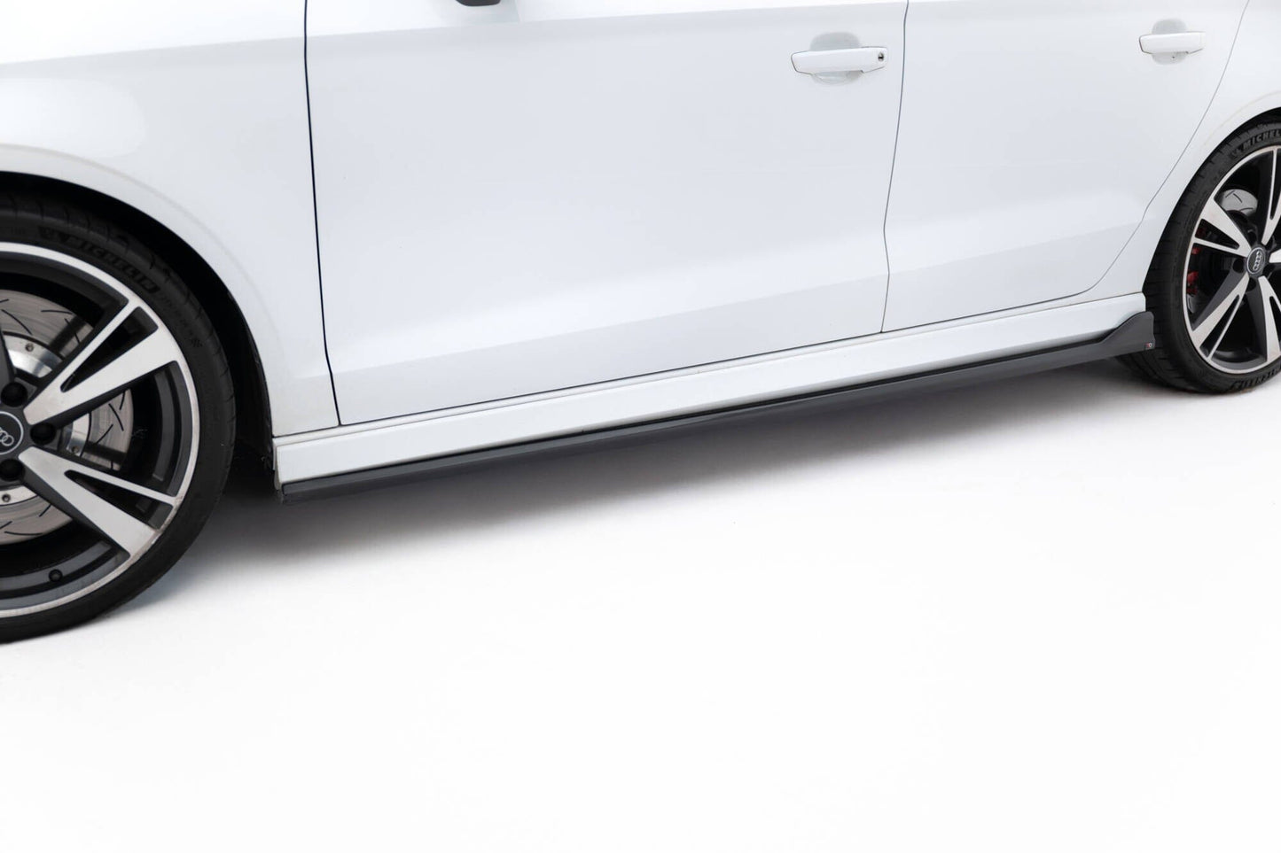 Audi RS3 8V Facelift Limousine - Maxton Design Bodykit Set Maxton Design 