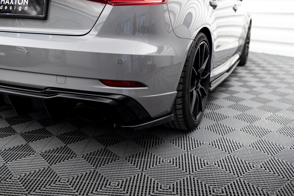 Audi RS3 8V Facelift Sportback Heck Flaps V.2 Maxton Design 