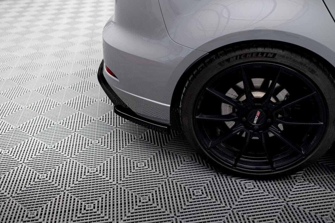 Audi RS3 8V Facelift Sportback Heck Flaps V.2 Maxton Design 