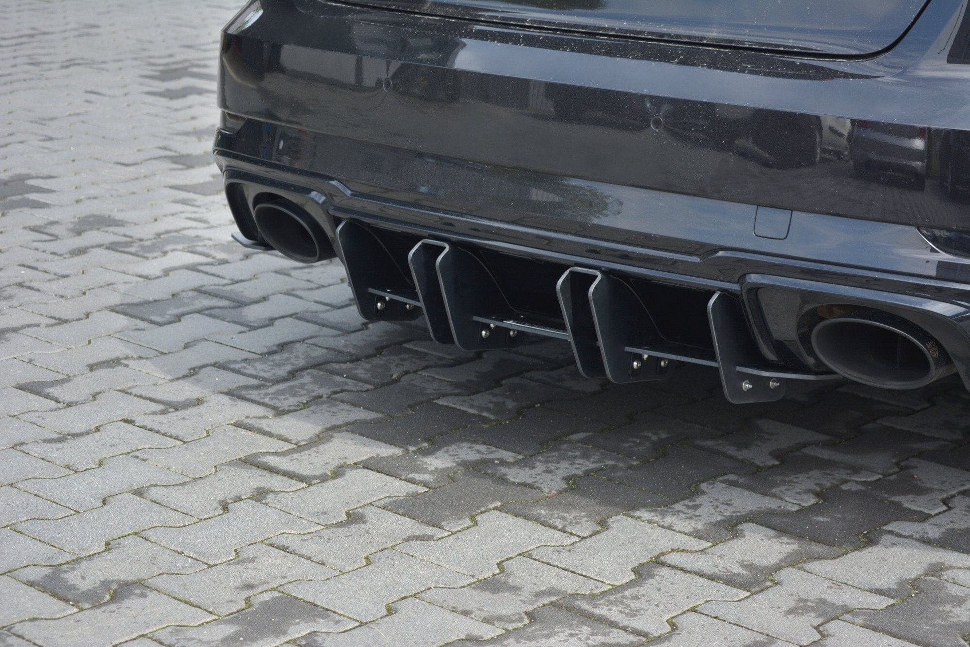 Audi RS3 8V Facelift Sportback Heckschürze V.2 Maxton Design 