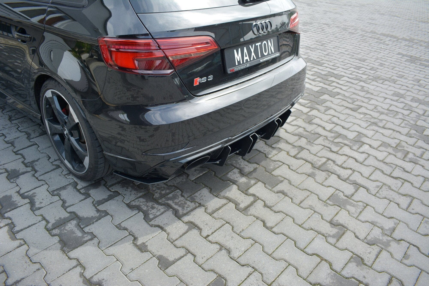 Audi RS3 8V Facelift Sportback Heckschürze V.2 Maxton Design 