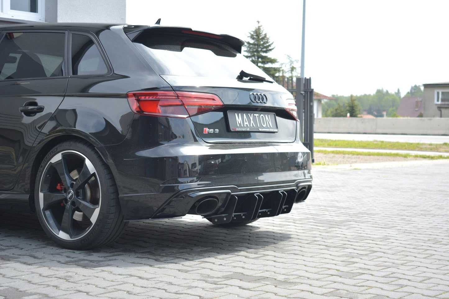 Audi RS3 8V Facelift Sportback Heckschürze V.2 Maxton Design 