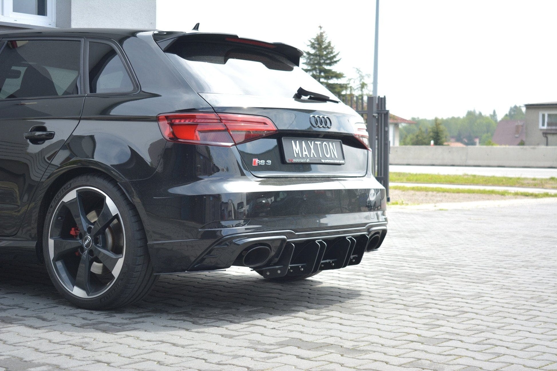 Audi RS3 8V Facelift Sportback Heckschürze V.2 Maxton Design 