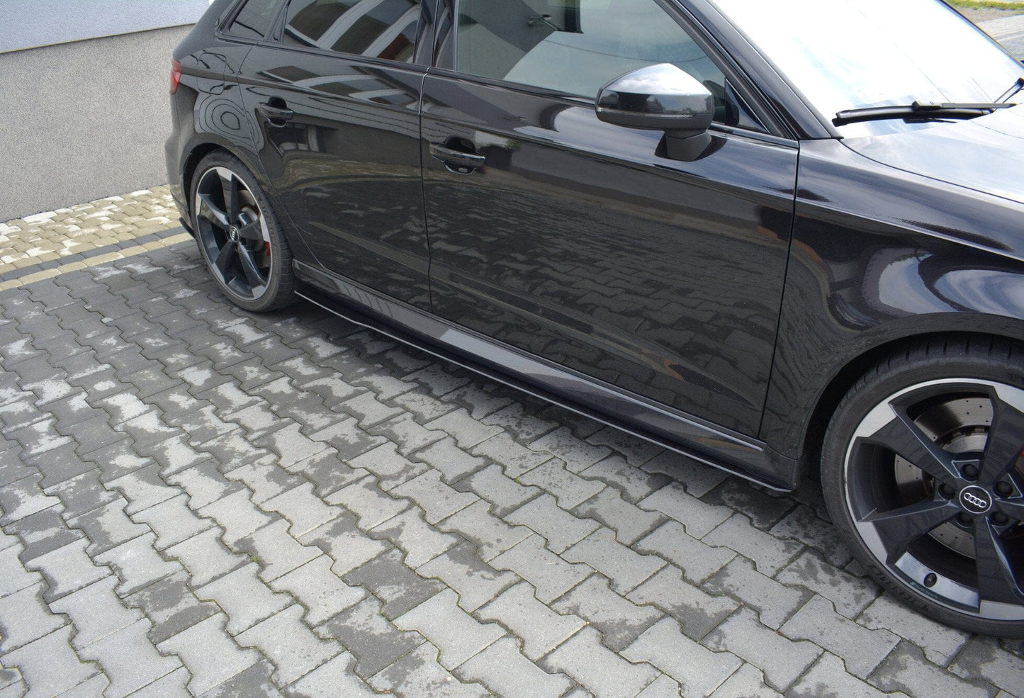 Audi RS3 8V Facelift Sportback Sport Seitenschweller V.1 Maxton Design 