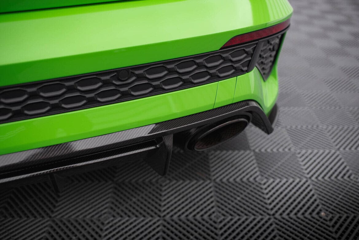 Audi RS3 8Y Vorfacelift Limousine Prepreg Carbon Fiber Heck Diffusor Maxton Design 