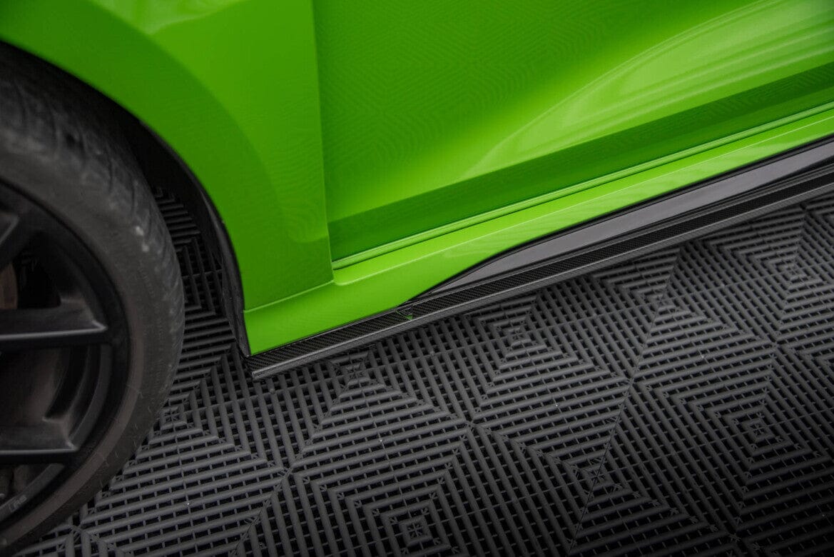Audi RS3 8Y Vorfacelift Limousine Prepreg Carbon Fiber Seitenschweller Maxton Design 