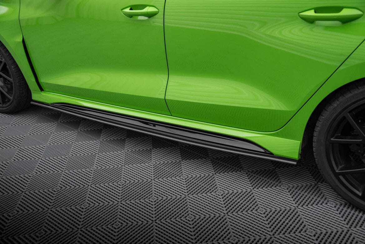 Audi RS3 8Y Vorfacelift Limousine Prepreg Carbon Fiber Seitenschweller Maxton Design 