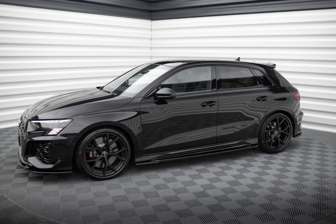 Audi RS3 8Y Vorfacelift Sportback Seitenschweller Maxton Design 