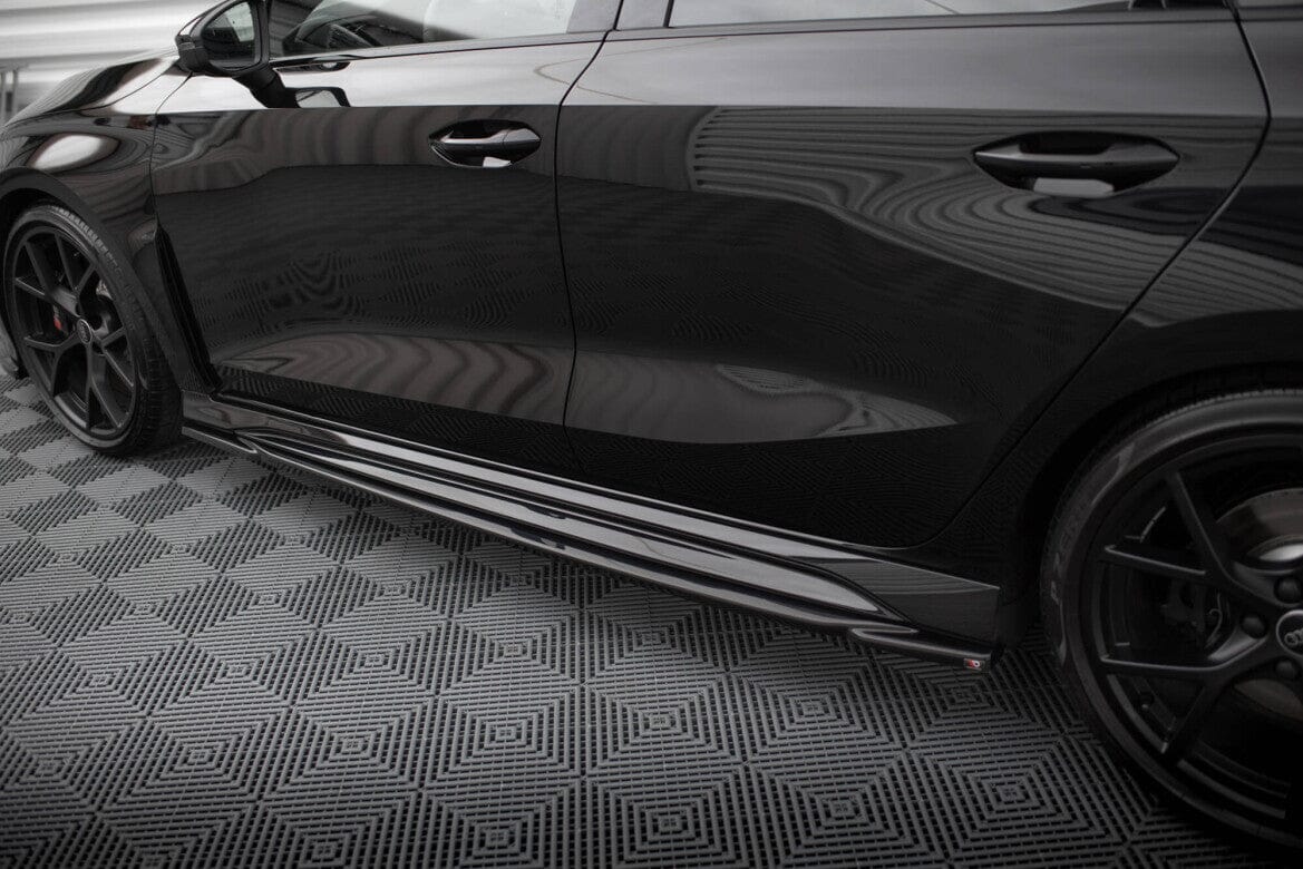 Audi RS3 8Y Vorfacelift Sportback Seitenschweller Maxton Design 