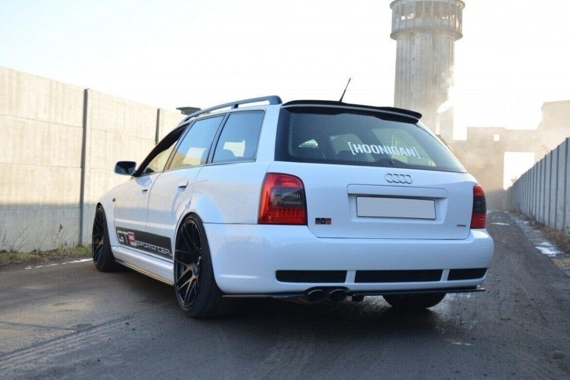 Audi RS4 B5 Avant Heckansatz Maxton Design 