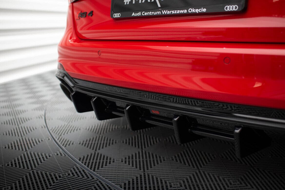 Audi RS4 B9 Heck Ansatz Maxton Design 