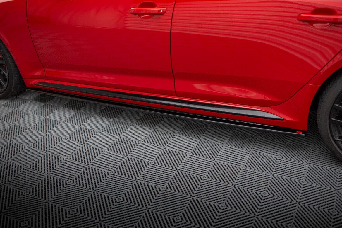 Audi RS4 B9 Seitenschweller Maxton Design 