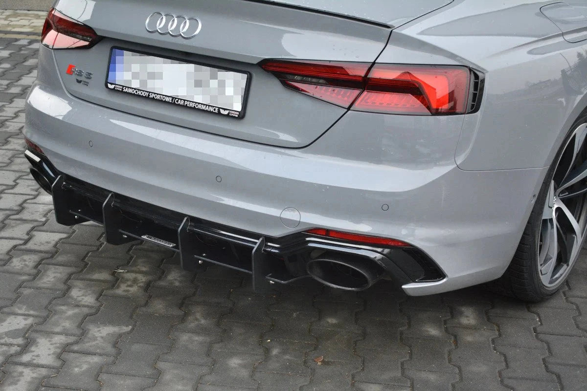 Audi RS5 F5 Heckschürze V.2 Maxton Design 