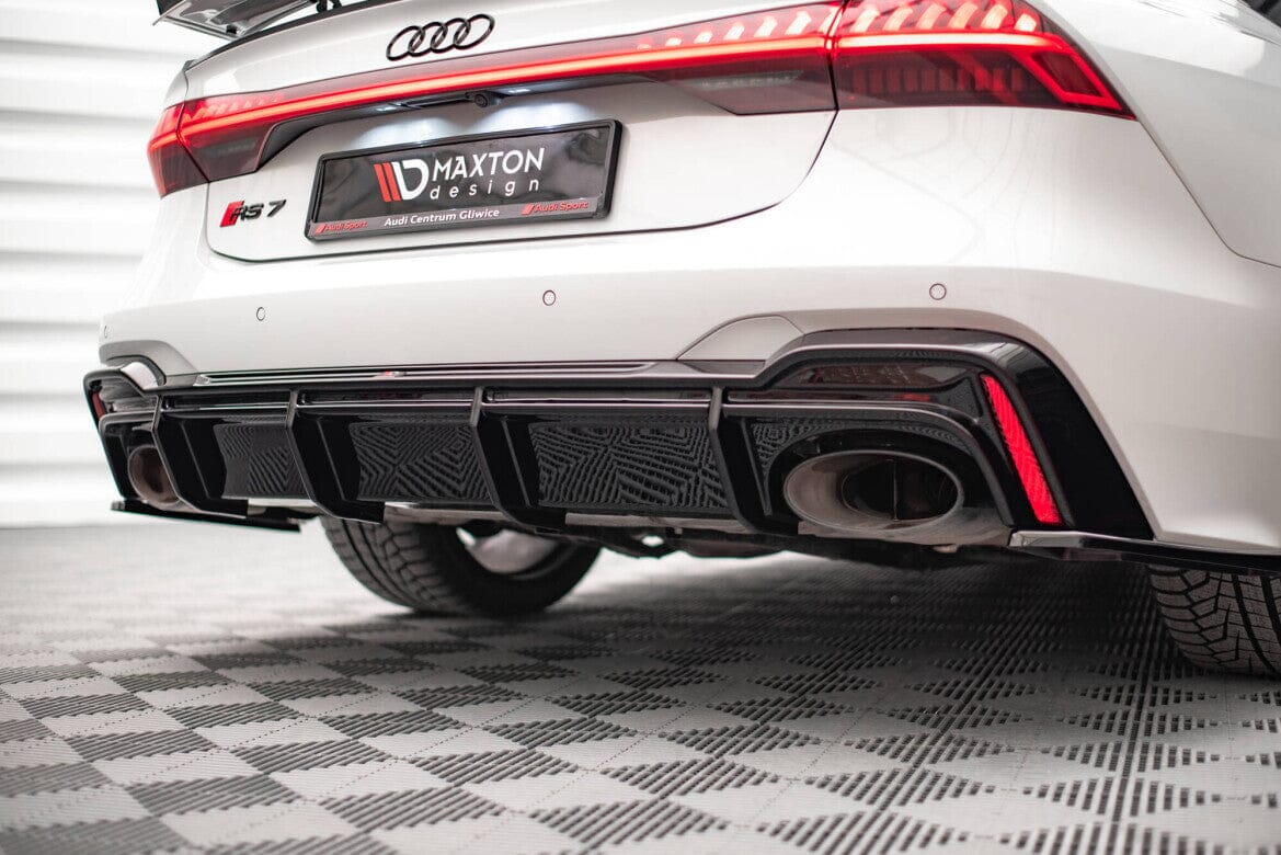Audi RS6 C8 Heck Diffusor (mit AHK) Maxton Design 