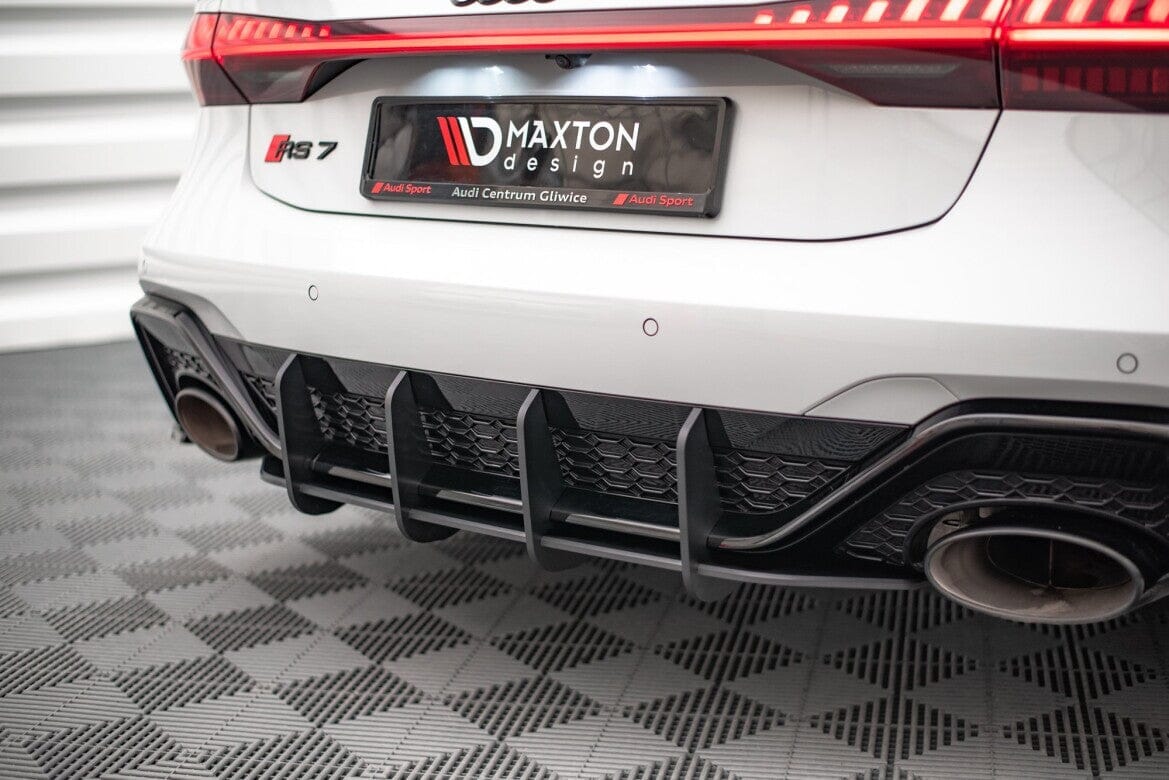 Audi RS6 C8 Street Pro Heckschürze Maxton Design 