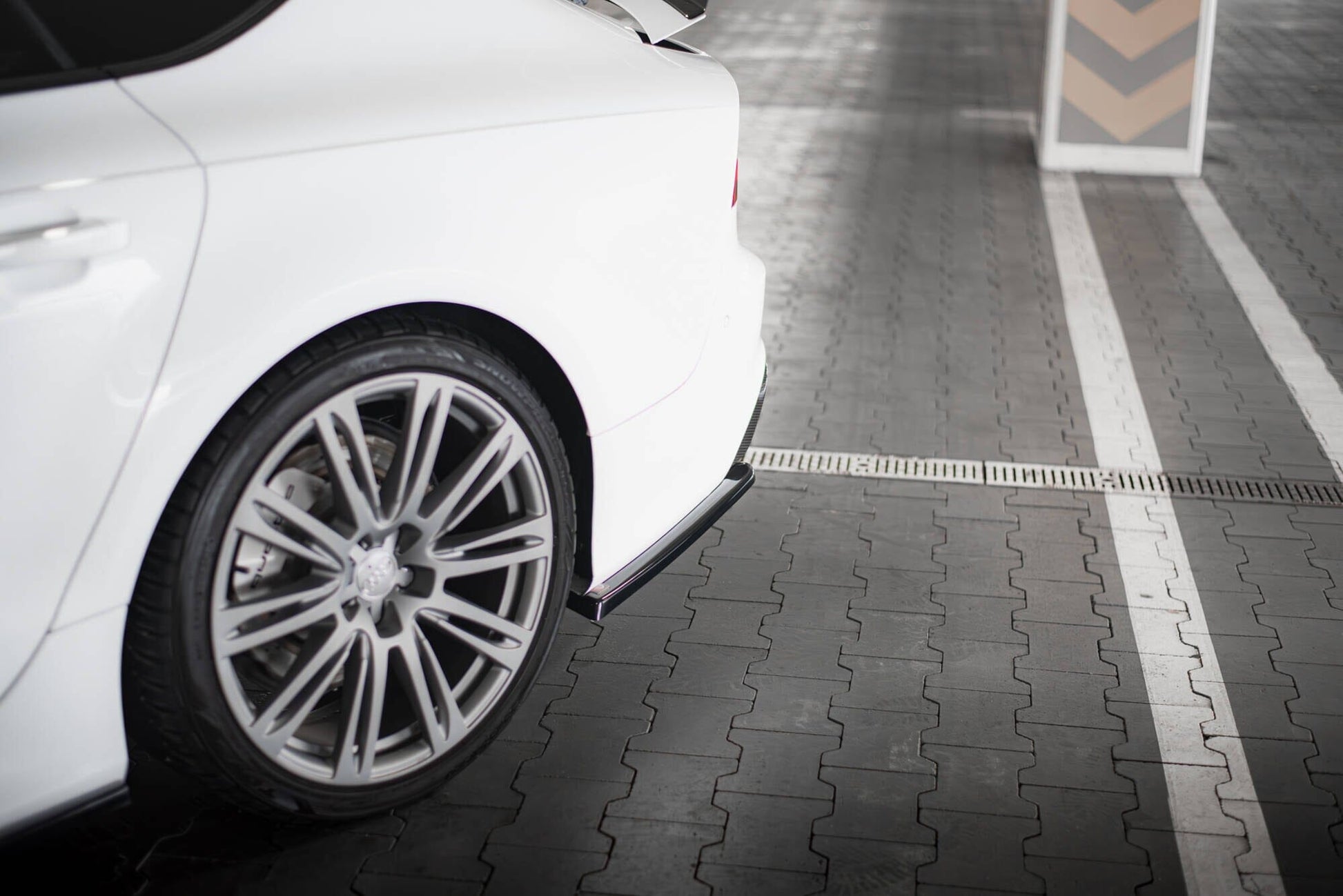 Audi RS7 C7 Heck Flaps V.2 Maxton Design 