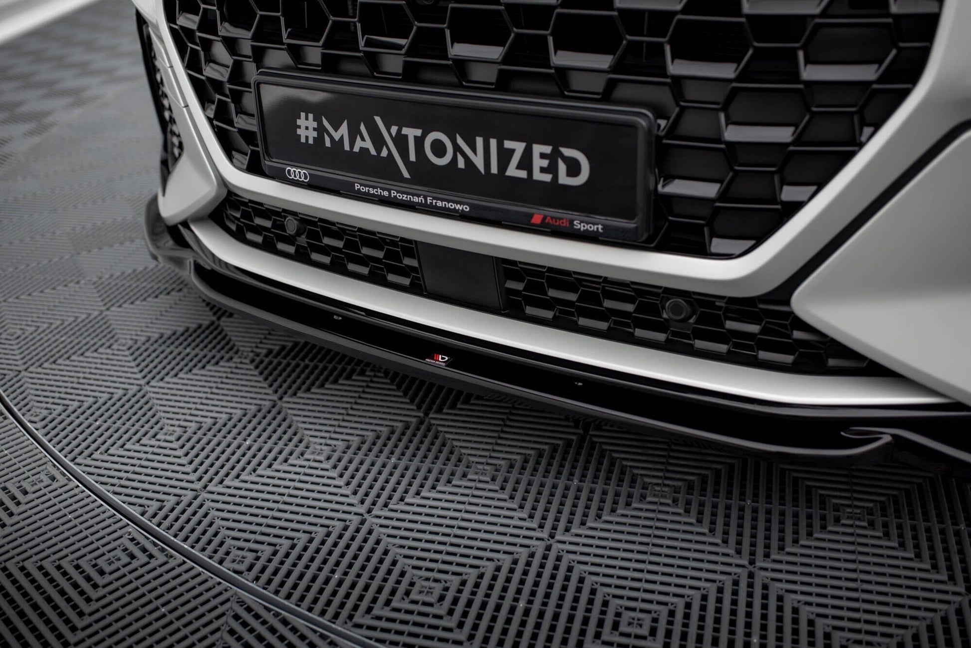 Audi RSQ3 F3 - Frontspoiler - Frontlippe V.1 Maxton Design 