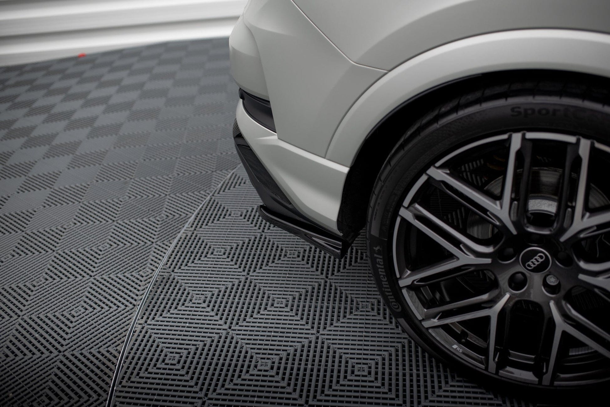 Audi RSQ3 F3 - Heck Flaps Maxton Design 